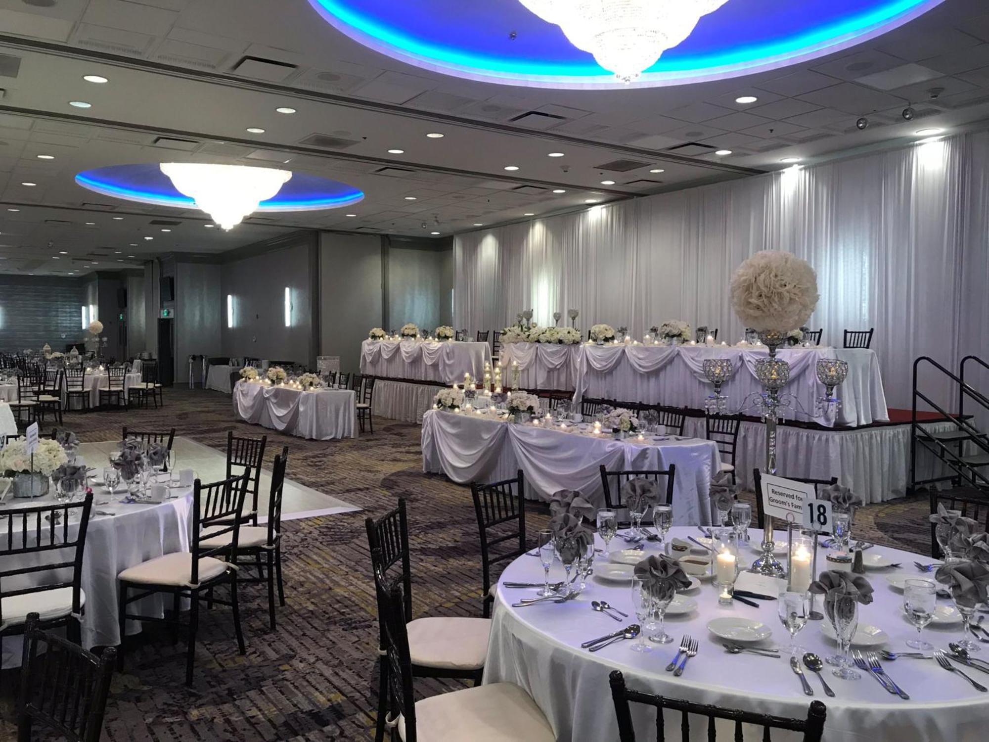 Holiday Inn Chicago North Shore By Ihg Skokie Exterior photo